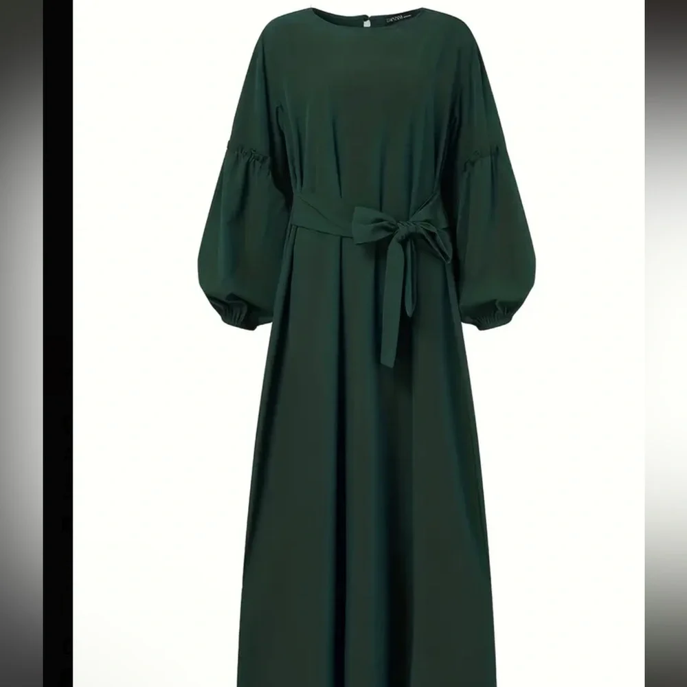 COPY - Elegant Green Maxi Dress - Picture 4 of 7